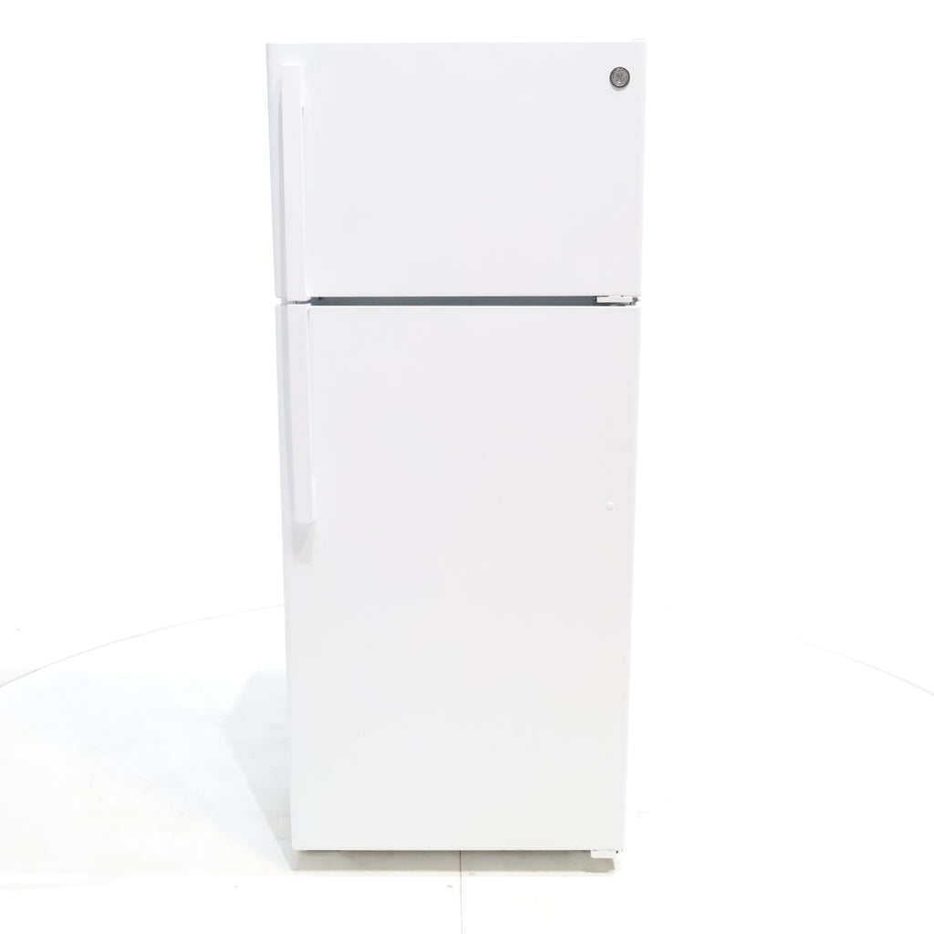 Pictures of GE White 17.5 cu. ft. Top Freezer Refrigerator with Ice Maker and Reversible Hinges - Certified Refurbished - Neu Appliance Outlet - Discount Appliance Outlet in Austin, Tx