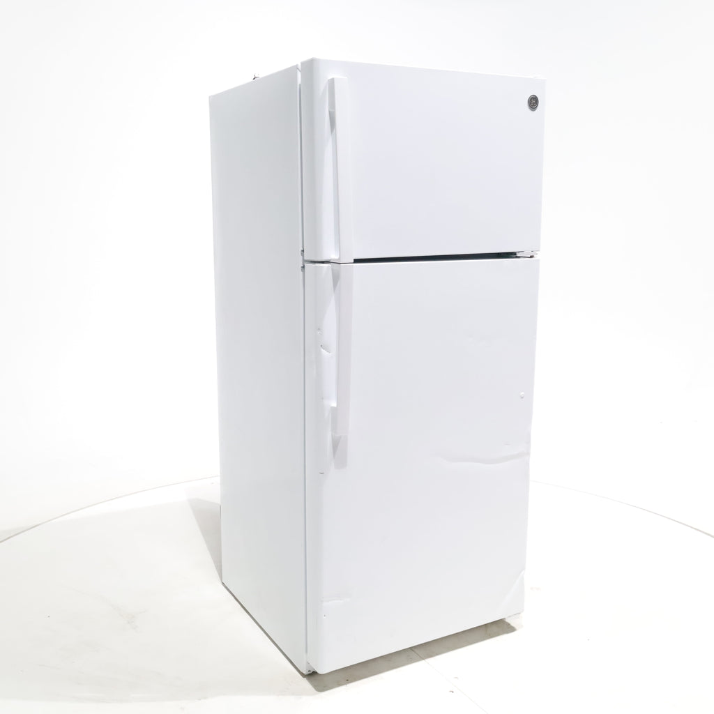 Pictures of White GE 16.6 Top Freezer Refrigerator with Reversible Hinges - Scratch & Dent - Moderate - Neu Appliance Outlet - Discount Appliance Outlet in Austin, Tx