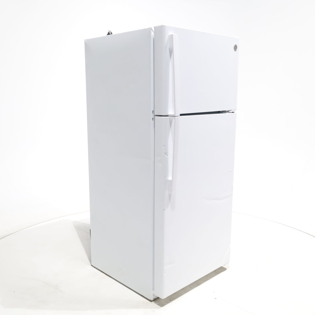 Pictures of White GE 16.6 Top Freezer Refrigerator with Reversible Hinges - Scratch & Dent - Moderate - Neu Appliance Outlet - Discount Appliance Outlet in Austin, Tx