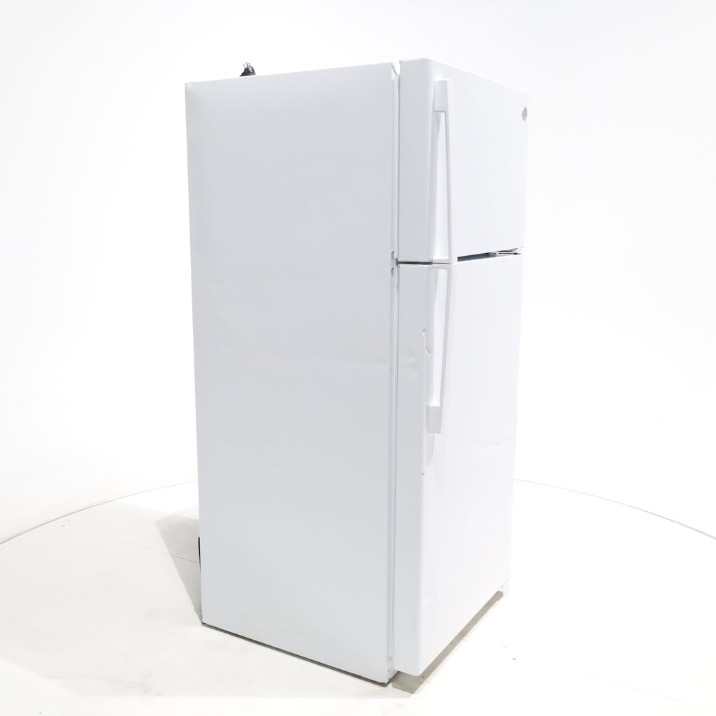 Pictures of White GE 16.6 Top Freezer Refrigerator with Reversible Hinges - Scratch & Dent - Moderate - Neu Appliance Outlet - Discount Appliance Outlet in Austin, Tx