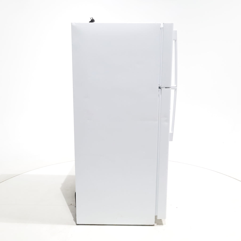 Pictures of White GE 16.6 Top Freezer Refrigerator with Reversible Hinges - Scratch & Dent - Moderate - Neu Appliance Outlet - Discount Appliance Outlet in Austin, Tx