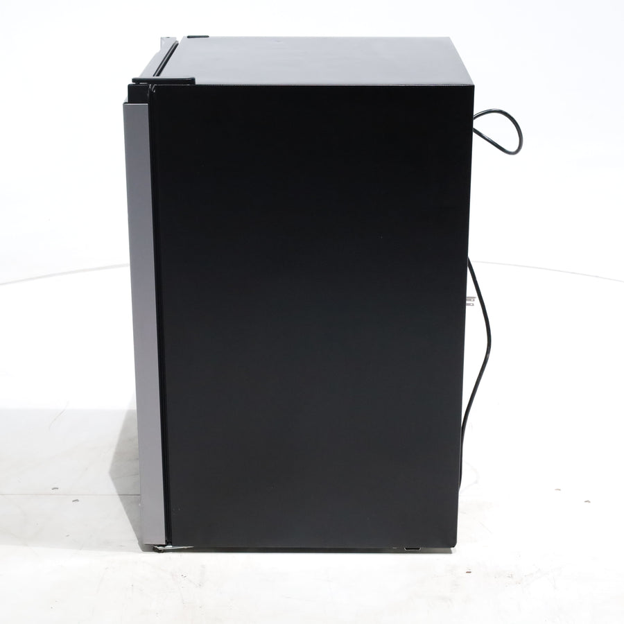 18.7 in. Silver ENERGY STAR Hisense 4.4 cu. ft. Mini Fridge with 2L Beverage Storage - Scratch & Dent - Minor