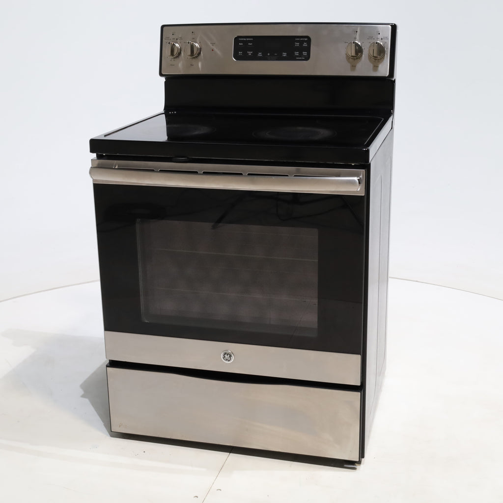 Pictures of Stainless Steel GE 5.3 cu. ft. Freestanding 4 Heating Element Smooth Cooktop Electric Range with Dual Element Baking - Certified Refurbished - Neu Appliance Outlet - Discount Appliance Outlet in Austin, Tx