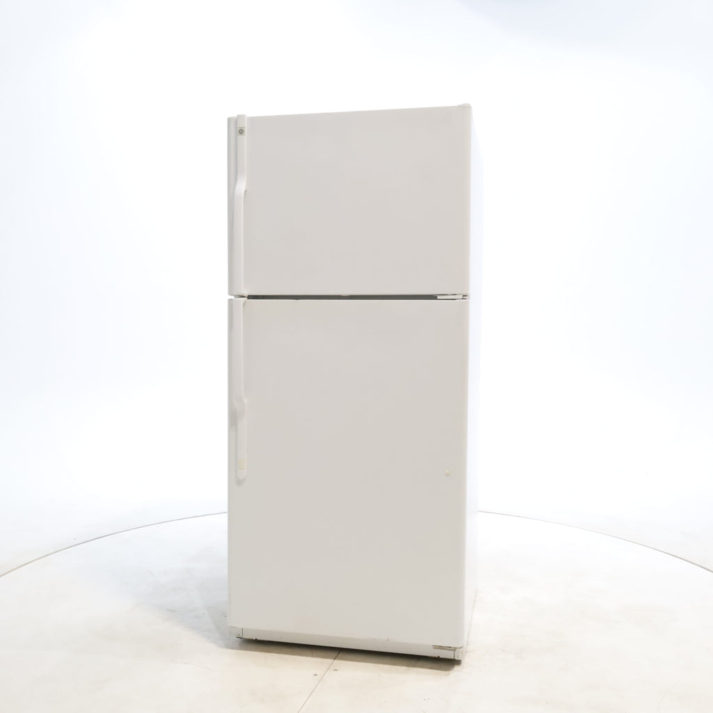 Pictures of White GE 18 cu. ft. Top Freezer Refrigerator with Reversible Hinges - Certified Refurbished - Neu Appliance Outlet - Discount Appliance Outlet in Austin, Tx