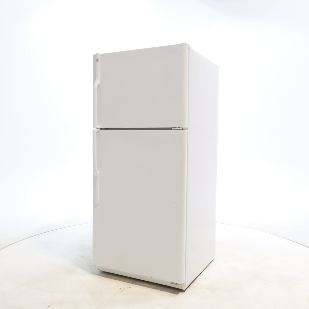 Pictures of White GE 18 cu. ft. Top Freezer Refrigerator with Reversible Hinges - Certified Refurbished - Neu Appliance Outlet - Discount Appliance Outlet in Austin, Tx