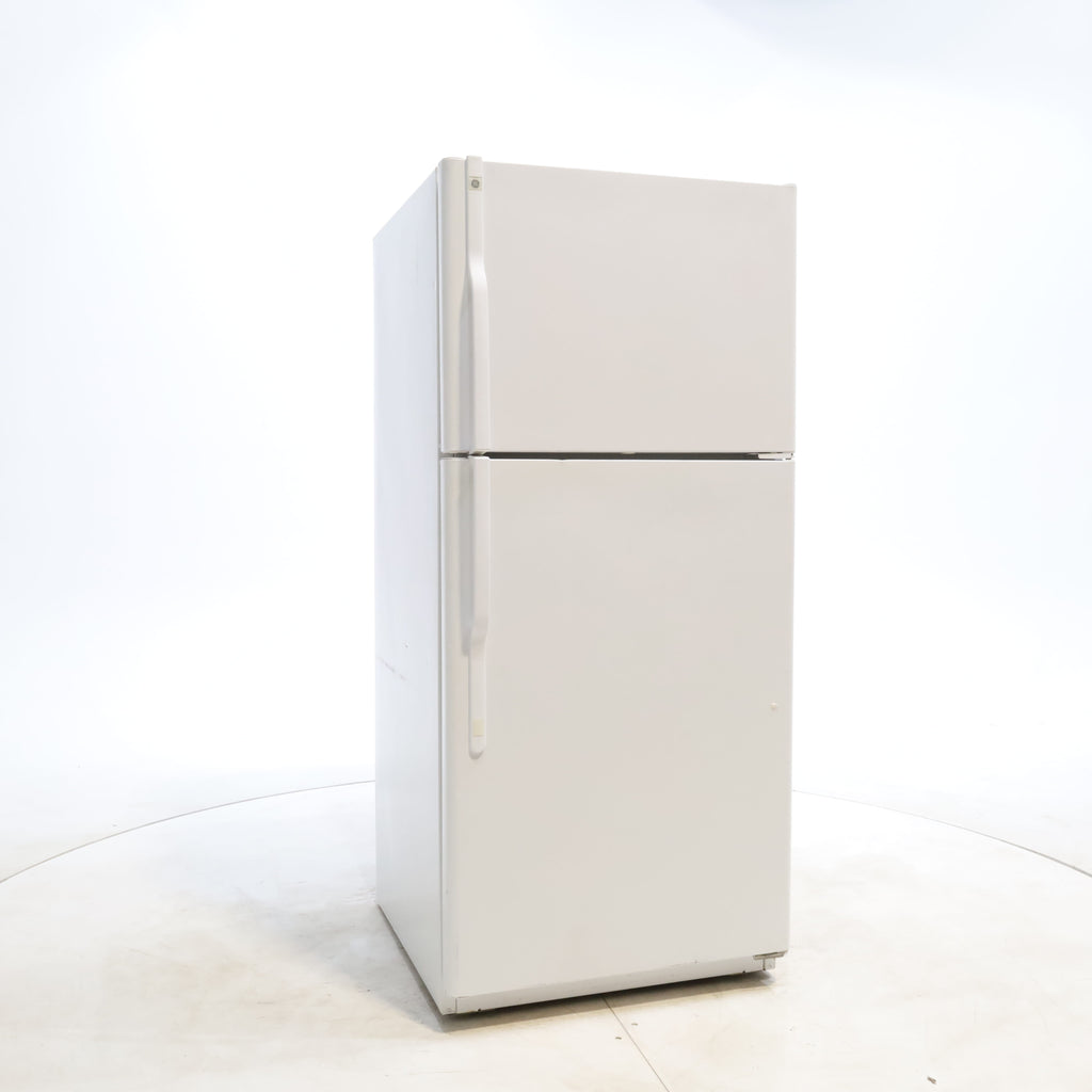 Pictures of White GE 18 cu. ft. Top Freezer Refrigerator with Reversible Hinges - Certified Refurbished - Neu Appliance Outlet - Discount Appliance Outlet in Austin, Tx