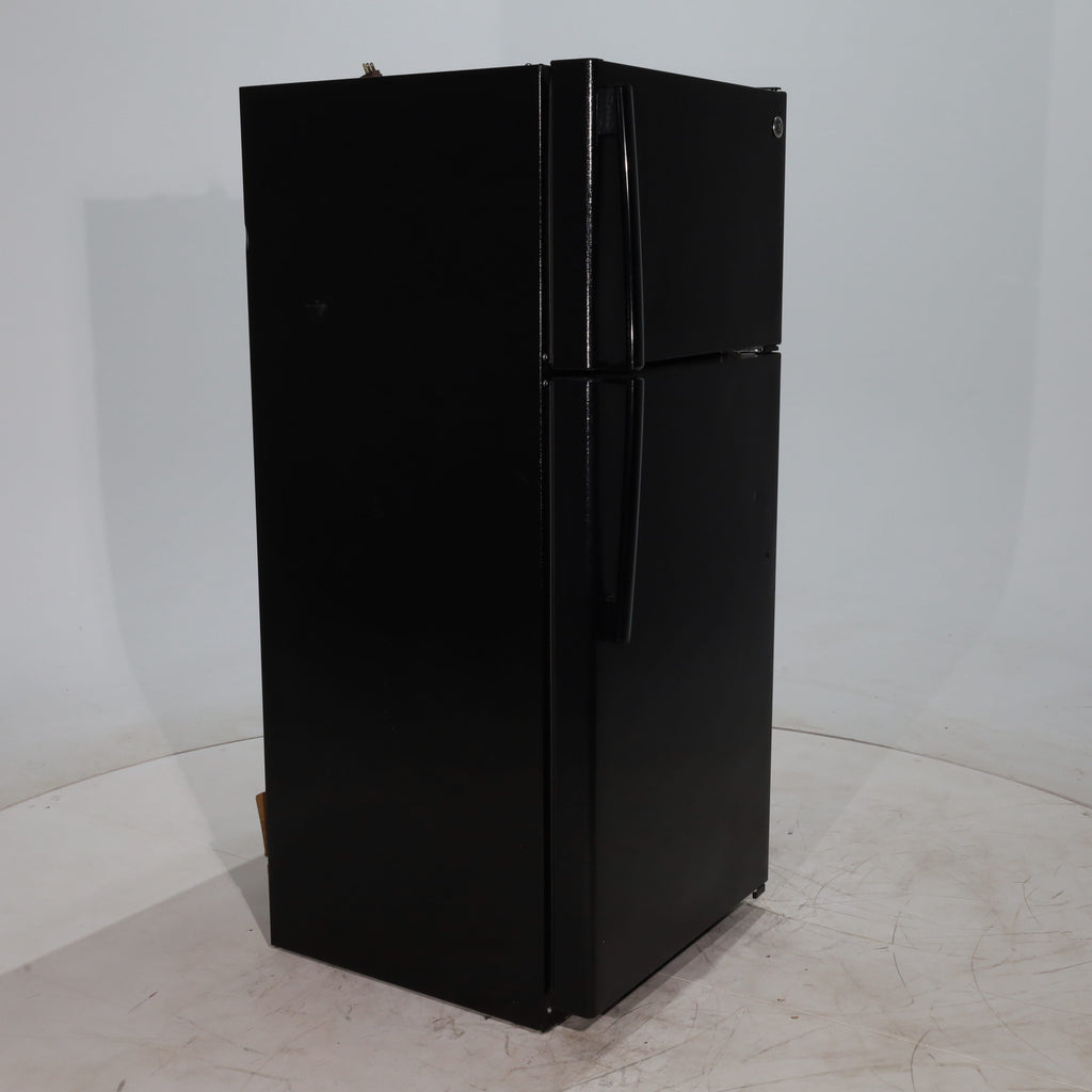 Pictures of Black GE 15.5 cu ft Capacity Top Freezer and Bottom Refrigerator with Adjustable Shelving - Certified Refurbished - Neu Appliance Outlet - Discount Appliance Outlet in Austin, Tx