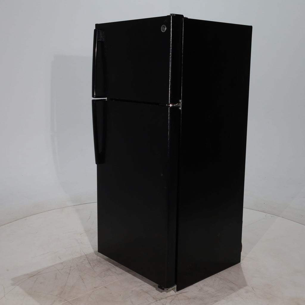 Pictures of Black GE 15.5 cu ft Capacity Top Freezer and Bottom Refrigerator with Adjustable Shelving - Certified Refurbished - Neu Appliance Outlet - Discount Appliance Outlet in Austin, Tx