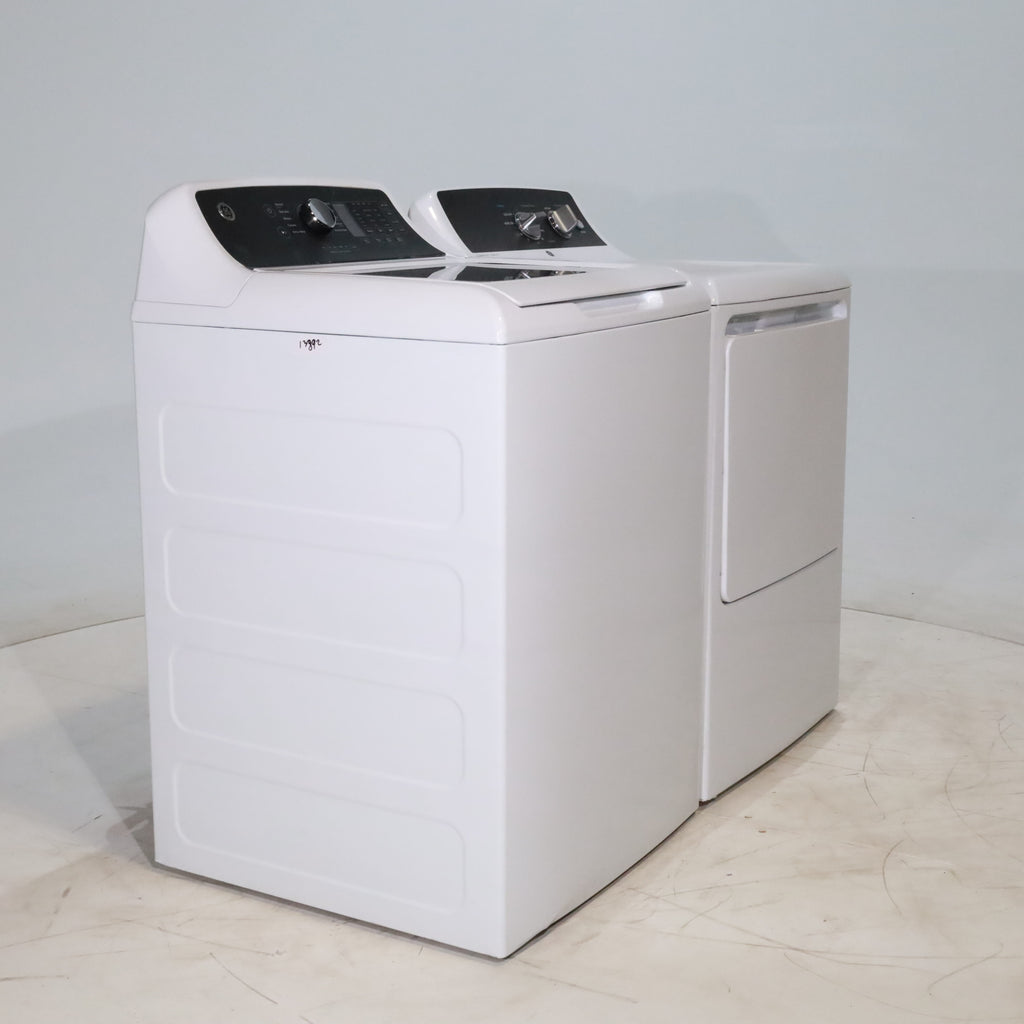 Pictures of GE 4.5 cu. ft. Top Load Washer with Water Level Control and 6.2 cu. ft. Gas Dryer with up to 120 ft. Venting - Scratch & Dent - Minor - Neu Appliance Outlet - Discount Appliance Outlet in Austin, Tx