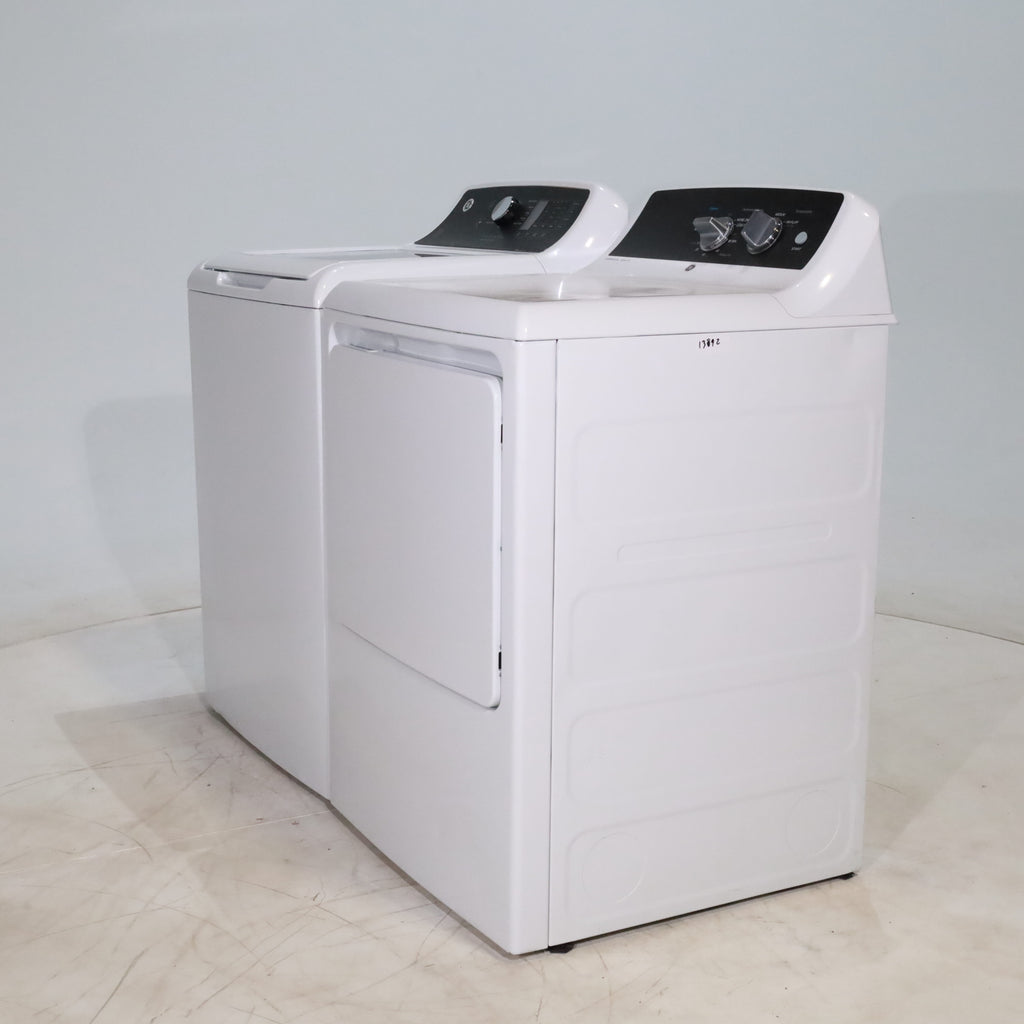 Pictures of GE 4.5 cu. ft. Top Load Washer with Water Level Control and 6.2 cu. ft. Gas Dryer with up to 120 ft. Venting - Scratch & Dent - Minor - Neu Appliance Outlet - Discount Appliance Outlet in Austin, Tx