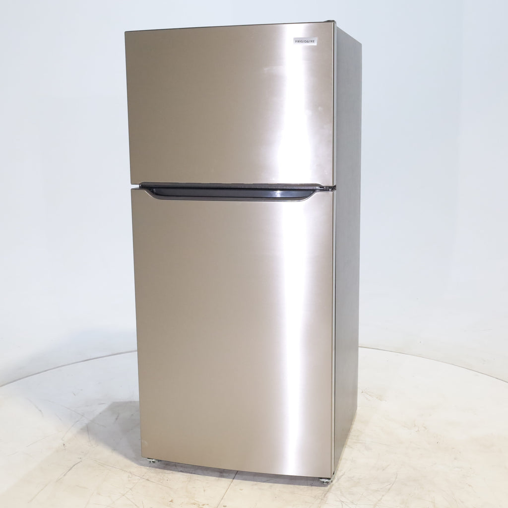 Pictures of 30" Wide EasyCare Stainless Steel Frigidaire 20.0 cu. ft. Top Freezer Refrigerator with EvepTemp Cooling System - Scratch & Dent - Minor - Neu Appliance Outlet - Discount Appliance Outlet in Austin, Tx