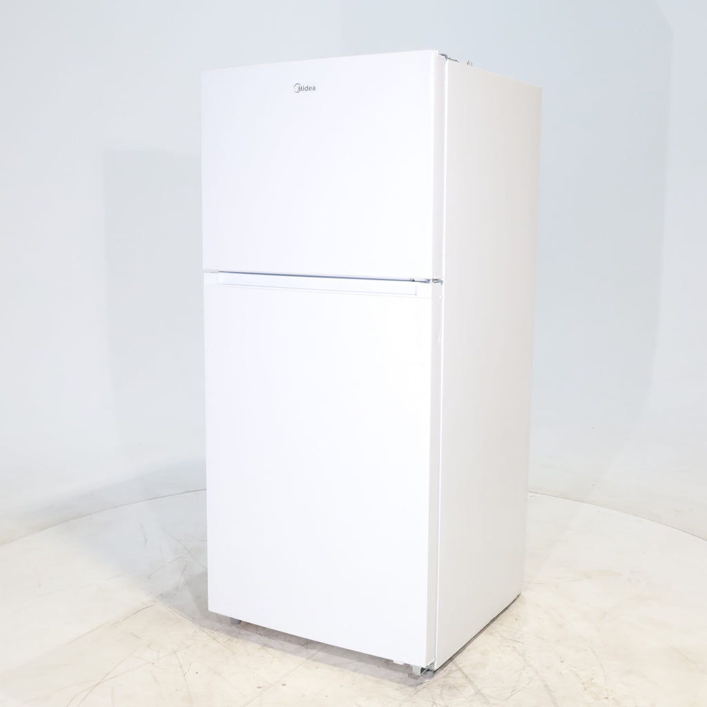 Pictures of White ENERGY STAR Midea 18.1 cu. ft. Top Freezer Refrigerator with Reversible Door - Scratch & Dent - Minor - Neu Appliance Outlet - Discount Appliance Outlet in Austin, Tx