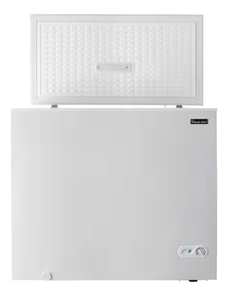 Pictures of Magic Chef 7.0 cu. ft. Chest Freezer in White with 7.0 Cu. Ft. Capacity, Manual Defrost, and Sliding-Bulk Storage Baskets HMCF7W4 - Scratch & Dent (Moderate) - Neu Appliance Outlet - Discount Appliance Outlet in Austin, Tx