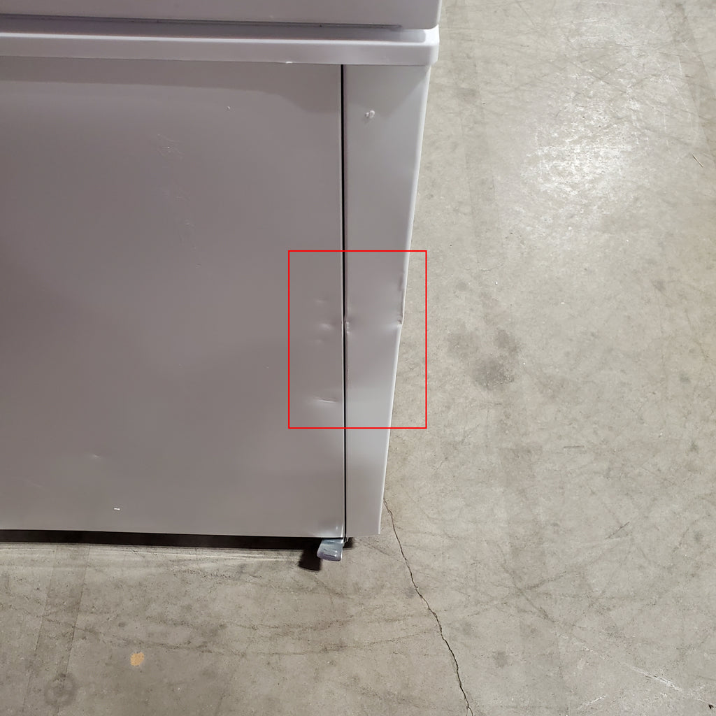 Pictures of Frigidaire 15 Cu. Ft. Garage Ready Chest Freezer 25SD037 - FFCL1542AW - Scratch & Dent (Minor) - Neu Appliance Outlet - Discount Appliance Outlet in Austin, Tx