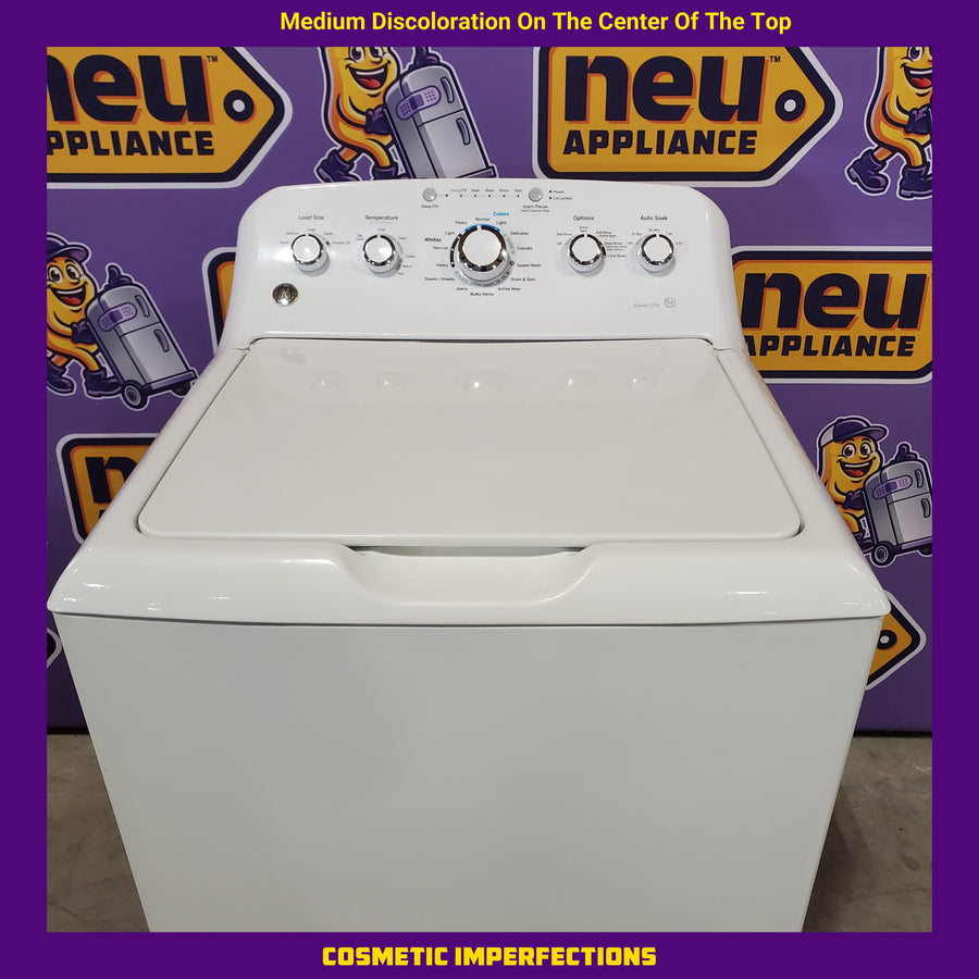 GE White Top Load 4.2 Cu. Ft. Washer with Stainless Steel Basket and Dual Action Agitator 90055 - GTW460ASJWW - Scratch & Dent (Moderate)