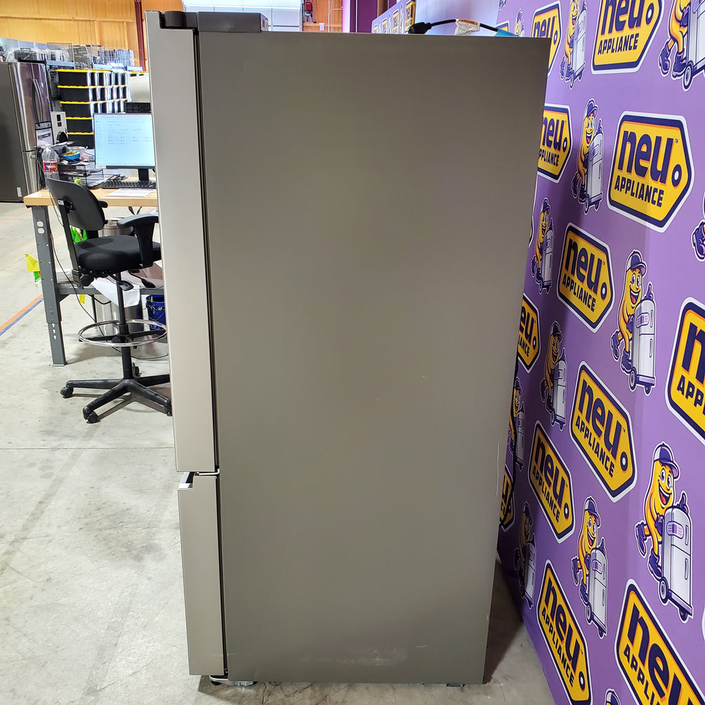 Hisense 26.6 cu. ft. French Door Refrigerator in Fingerprint Resistant Stainless Steel 5SD196 - HRF266N6CSE1 - Scratch & Dent (Minor)