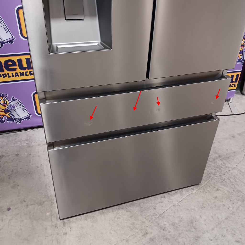 Pictures of Hisense PureFlat 25.6-cu ft 4-Door Smart French Door ENERGY STAR Refrigerator in Stainless Steel with Ice Maker, Water and Ice Dispenser 22121488 - HRM260N6TSE - Scratch & Dent (Minor) - Neu Appliance Outlet - Discount Appliance Outlet in Austin, Tx