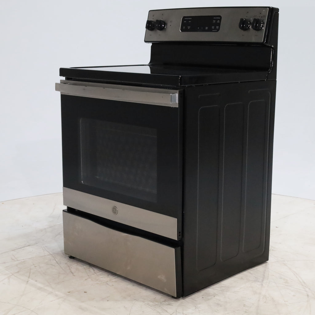 Pictures of Black with Stainless Steel GE 5.3 cu. ft. Freestanding 4 Heating Element Smooth Cooktop Electric Range with Dual Element Bake - Certified Refurbished - Neu Appliance Outlet - Discount Appliance Outlet in Austin, Tx