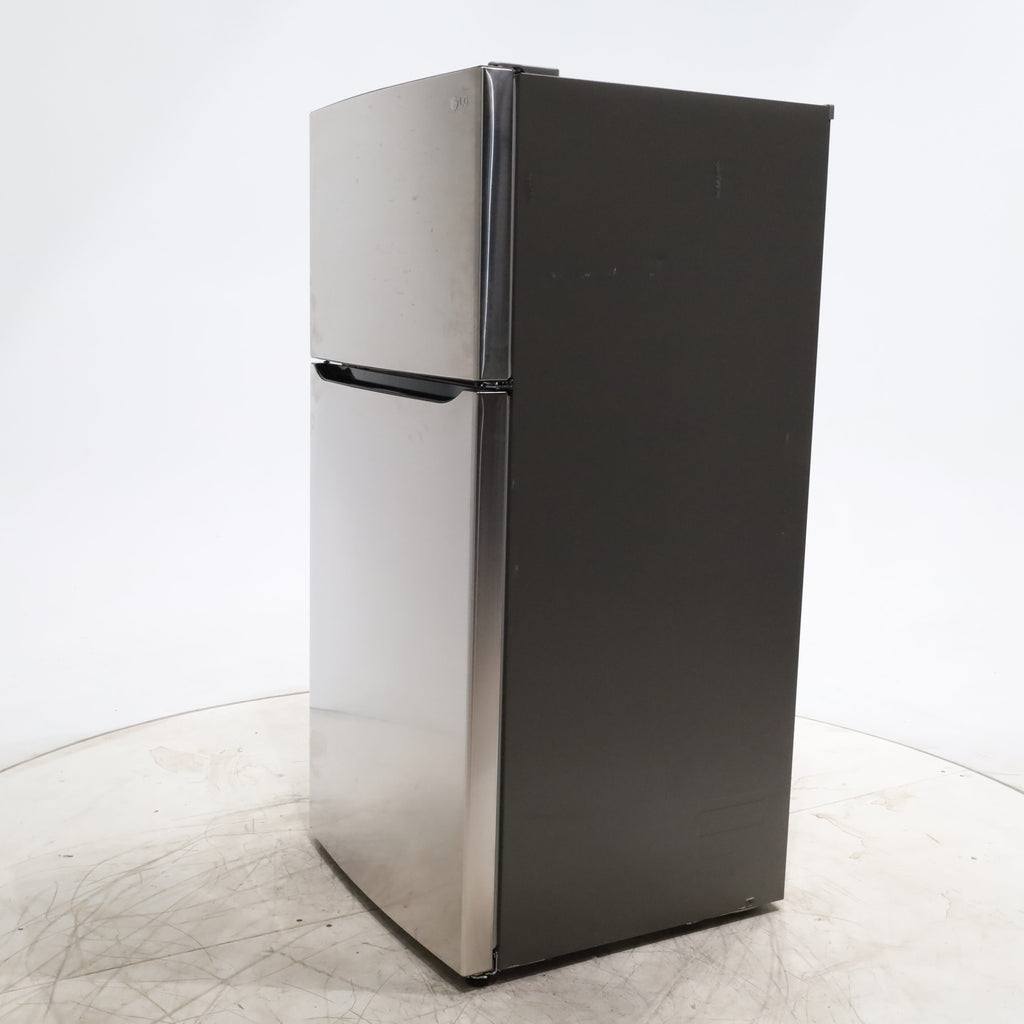 Pictures of 33" Wide 24 cu ft Top Freezer Refrigerator with Internal Water Dispenser and LED Lighting - Scratch & Dent - Minor - Neu Appliance Outlet - Discount Appliance Outlet in Austin, Tx