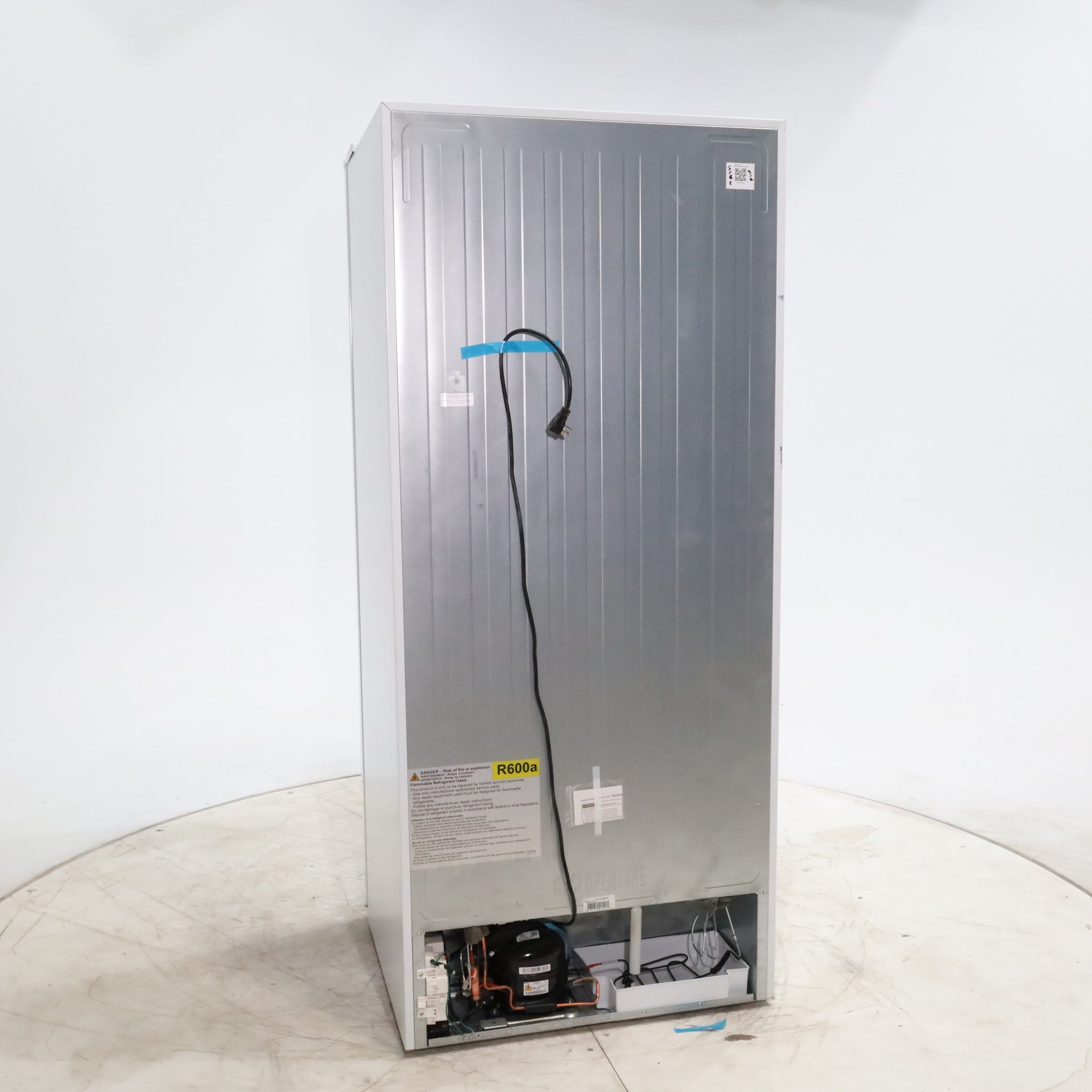 GE 21.3 Cu. Ft. FrostFree Garage Ready Standup Upright Freezer Scra