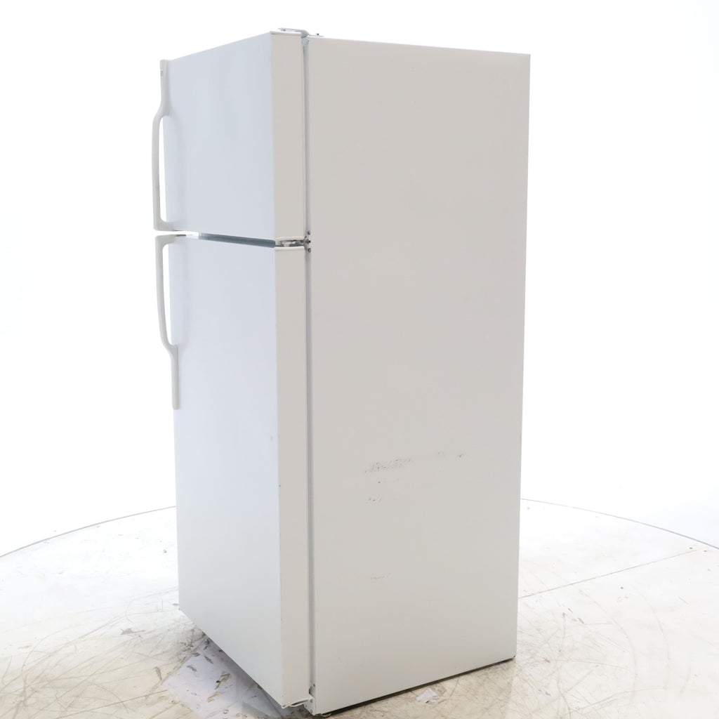 Pictures of 28" Wide GE® White ENERGY STAR® 18.1 Cu. Ft. Top-Freezer Refrigerator with Adjustable Shelves - Certified Refurbished - Neu Appliance Outlet - Discount Appliance Outlet in Austin, Tx