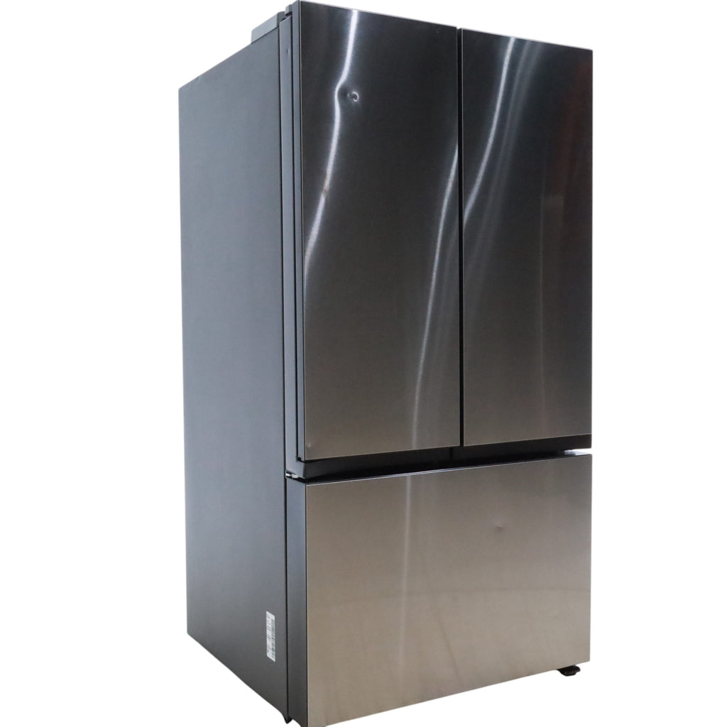 Pictures of Samsung Bespoke 3-Door French Door Refrigerator (30 cu. ft.) with Beverage Center™ in Stainless Steel with Auto Fill Water Pitcher - Scratch & Dent - Minor - Neu Appliance Outlet - Discount Appliance Outlet in Austin, Tx