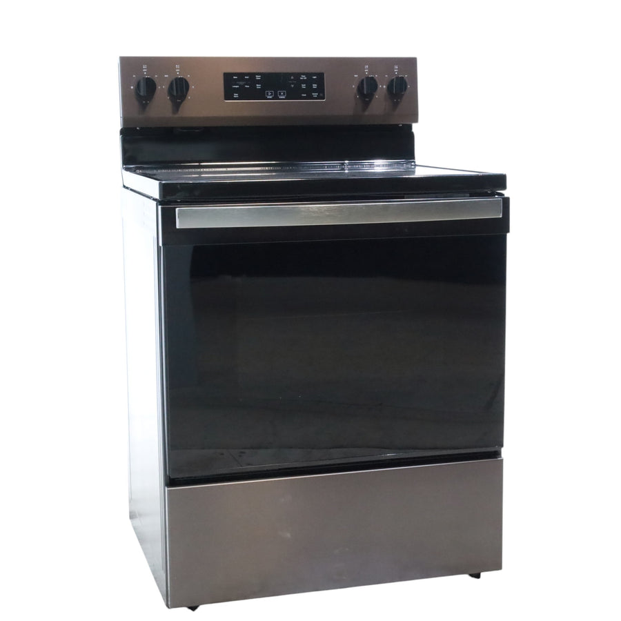 Whirlpool Black Stainless 30-inch Electric Range with Steam Clean with 2 FlexHeat™ Dual Radiant Elements - Open Box