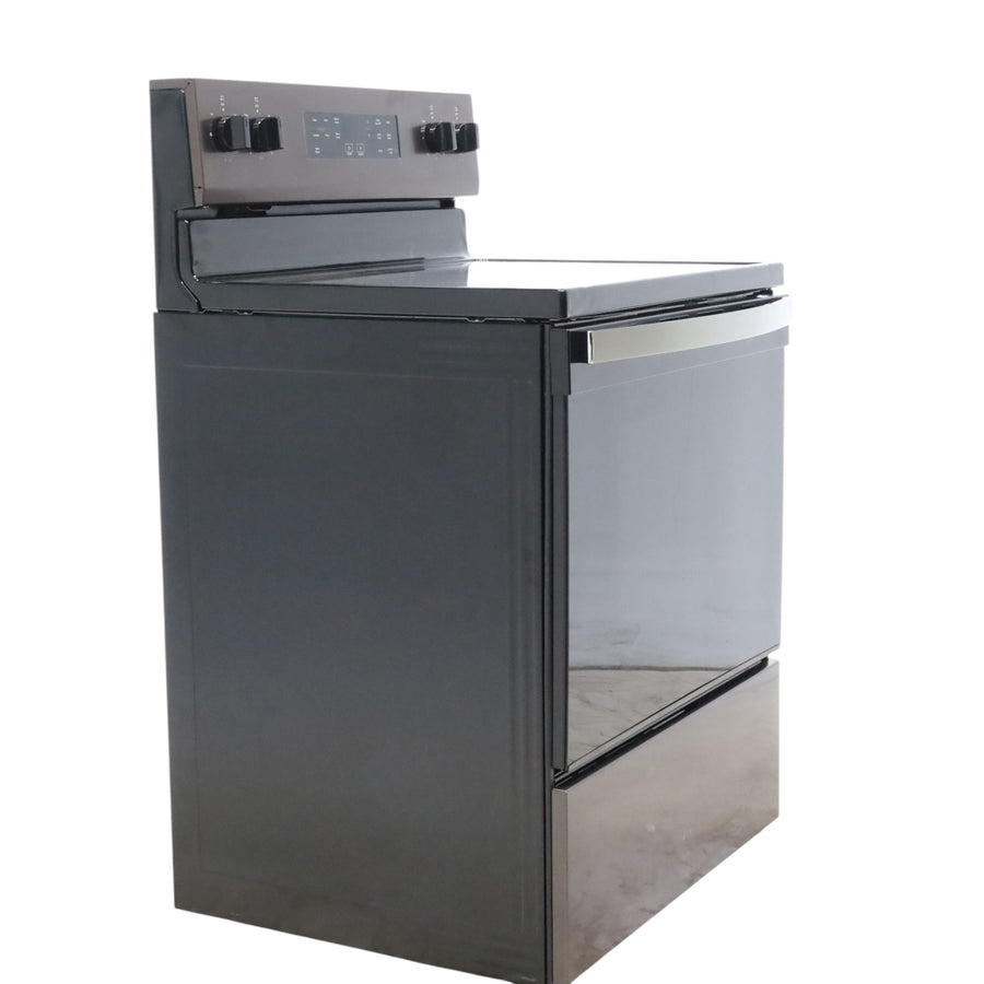 Whirlpool Black Stainless 30-inch Electric Range with Steam Clean with 2 FlexHeat™ Dual Radiant Elements - Open Box