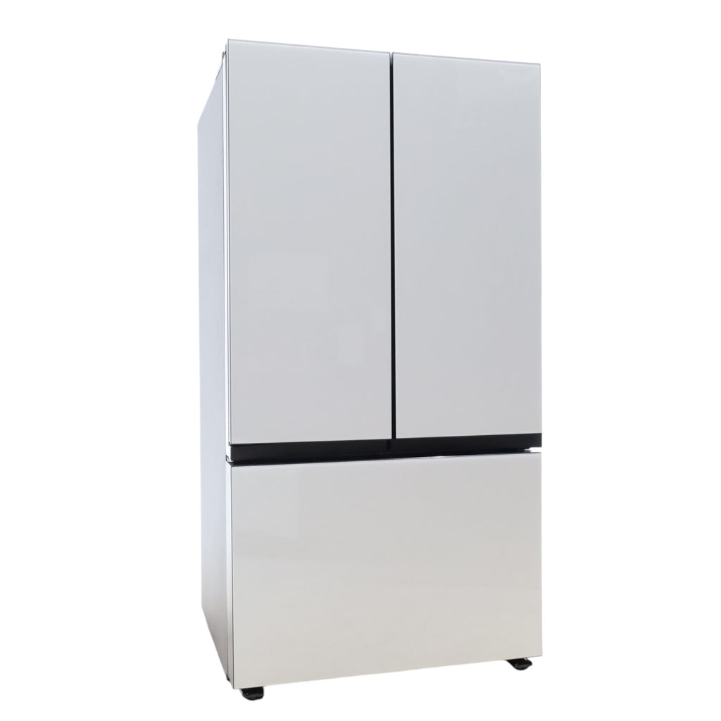 Pictures of Samsung Bespoke 3-Door French Door Refrigerator (30 cu. ft.) with Beverage Center™ in White Glass - Open Box - Neu Appliance Outlet - Discount Appliance Outlet in Austin, Tx