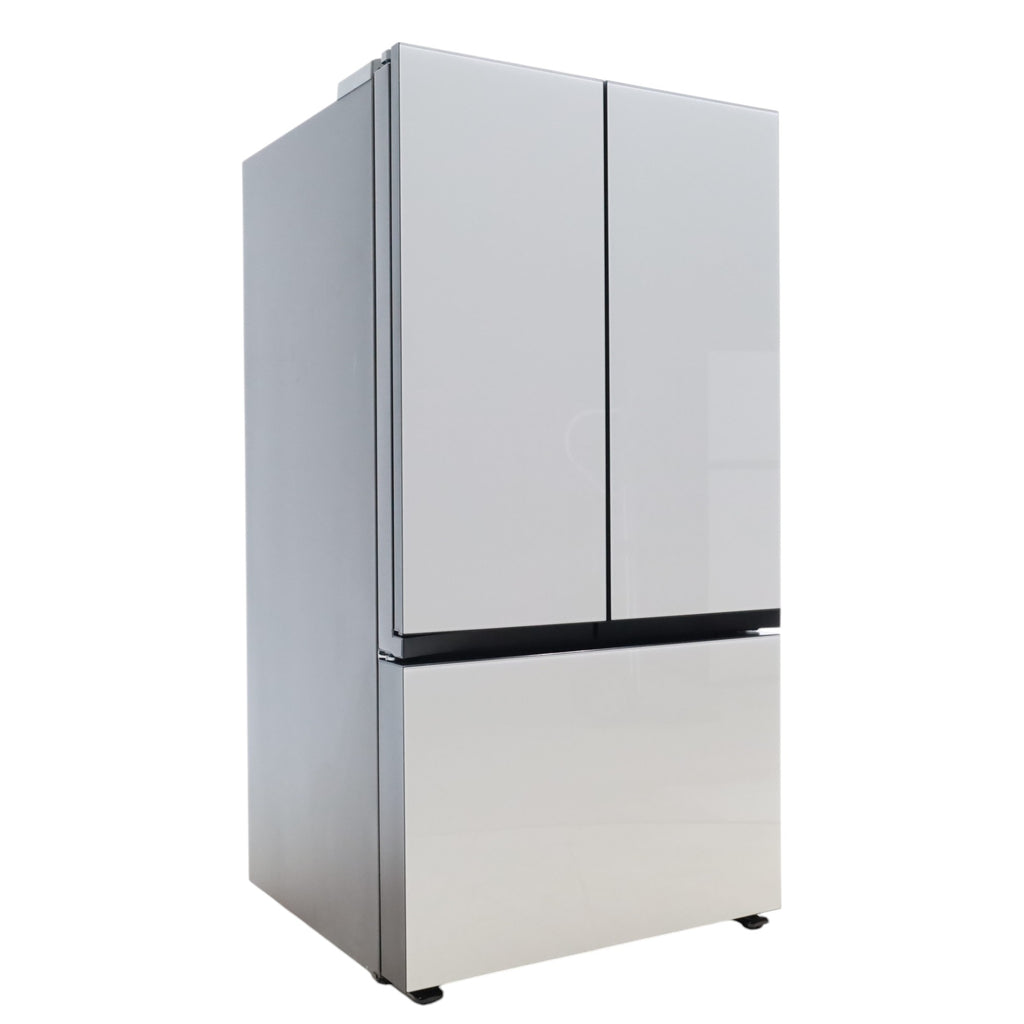 Pictures of Samsung Bespoke 3-Door French Door Refrigerator (30 cu. ft.) with Beverage Center™ in White Glass - Open Box - Neu Appliance Outlet - Discount Appliance Outlet in Austin, Tx