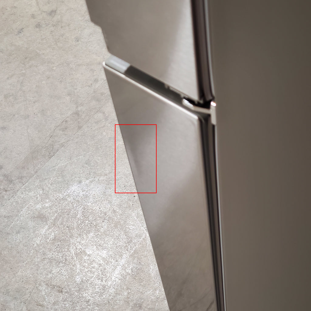 LG 27 cu. ft. Smart Counter-Depth MAX™ French Door Refrigerator 3SD918 - LRFLC2716S - Scratch & Dent (Minor)