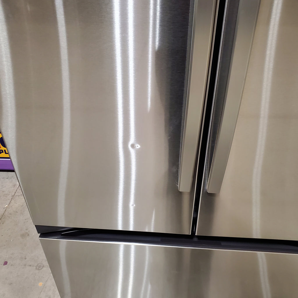 Samsung 31.5-cu ft 3-Door ENERGY STAR Smart French Door Refrigerator with Dual Ice Maker in Stainless Steel 5SD195 - RF32CG5300SR - Scratch & Dent (Minor)