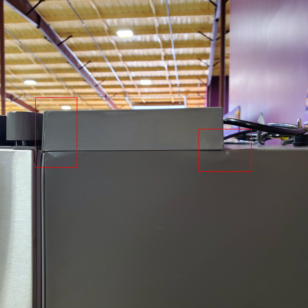 LG 26 cu. ft. Counter-Depth French Door Refrigerator in Stainless Steel with Mirror InstaView™ 3SD917 - LRYKC2606S - Scratch & Dent (Minor)