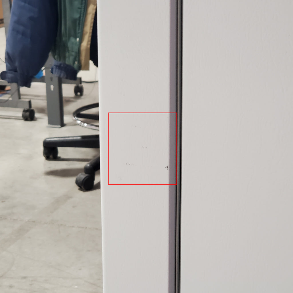 Frigidaire 30" Wide Garage Ready Top Freezer 18 Cu. Ft. Refrigerator with EvenTemp Cooling System and Spacious Interior Storage in White 24SD45 - FFTR1814WW - Scratch & Dent (Minor)