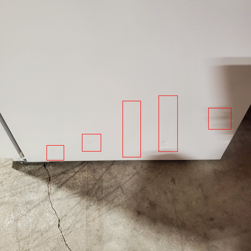 Frigidaire 20 Cu. Ft. Garage Ready Upright Freezer in White 3SD957 - FRUF2020AW - Scratch & Dent (Minor)