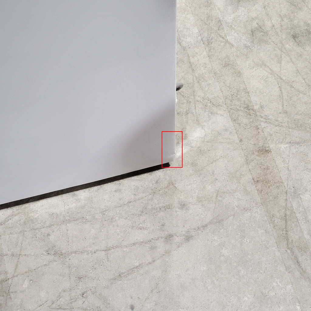 Frigidaire Top Freezer 18 Cu. Ft. Capacity Refrigerator with Spacious Interior Storage and Bright LED Lighting in White 3SD1058 - FFHT1822UW - Scratch and Dent (Minor)