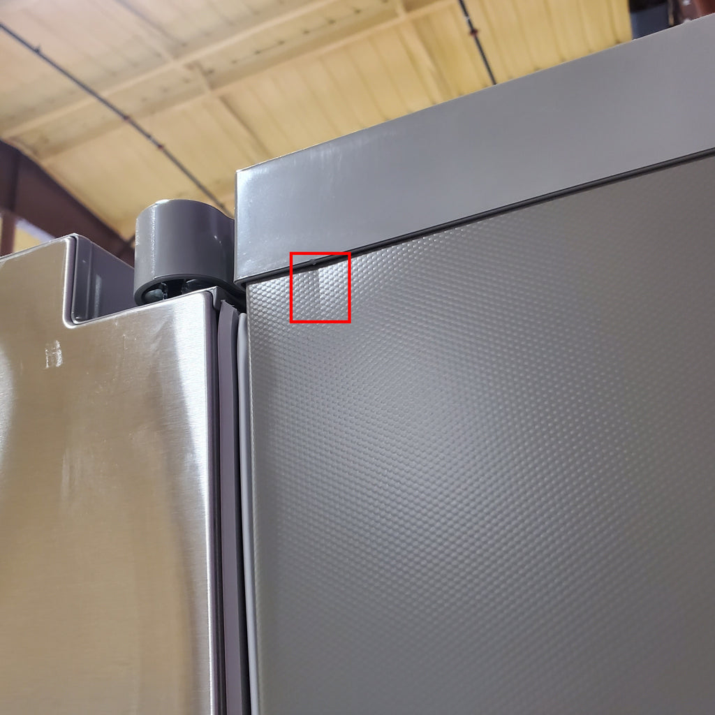 LG 27 cu. ft. Smart Counter-Depth MAX™ French Door Refrigerator with Linear Cooling™ and Internal Water Dispenser 22121512 - LRFLC2706S - Scratch & Dent (Moderate)