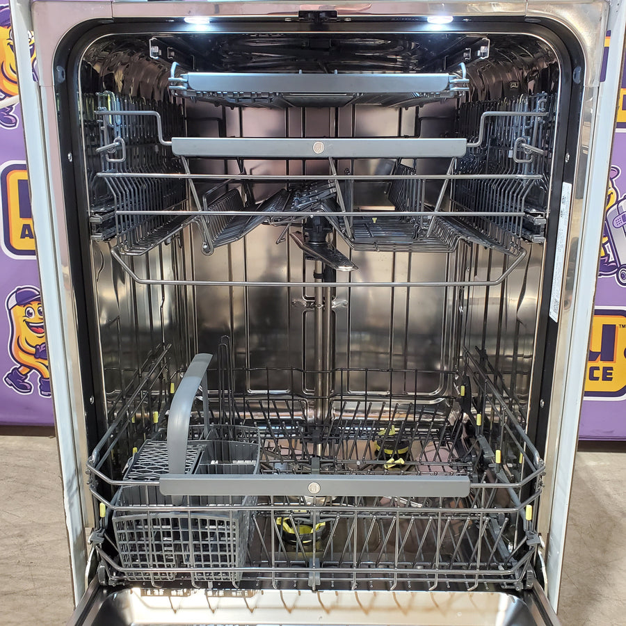 ASKO Smart Dishwasher with 40 dBA Noise Level, 3 Racks, and 3 Spray Arms 1111391 - DBI565IXXLS - Scratch & Dent (Moderate)