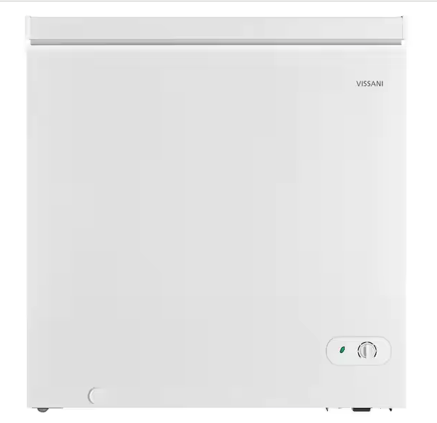 Vissani 7.0 cu. ft. Manual Defrost Chest Freezer with LED Light in White, Garage Ready SA622 - HMCF7W5 - Scratch & Dent (Moderate)
