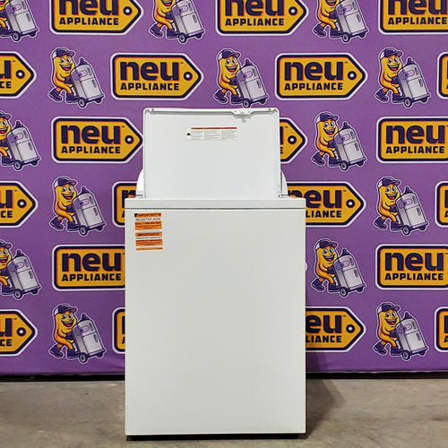 Whirlpool 3.5 cu. ft. High Efficiency Top Load Washing Machine with Deep Water Wash 24SD29 - WTW4816FW - Scratch & Dent (Minor)