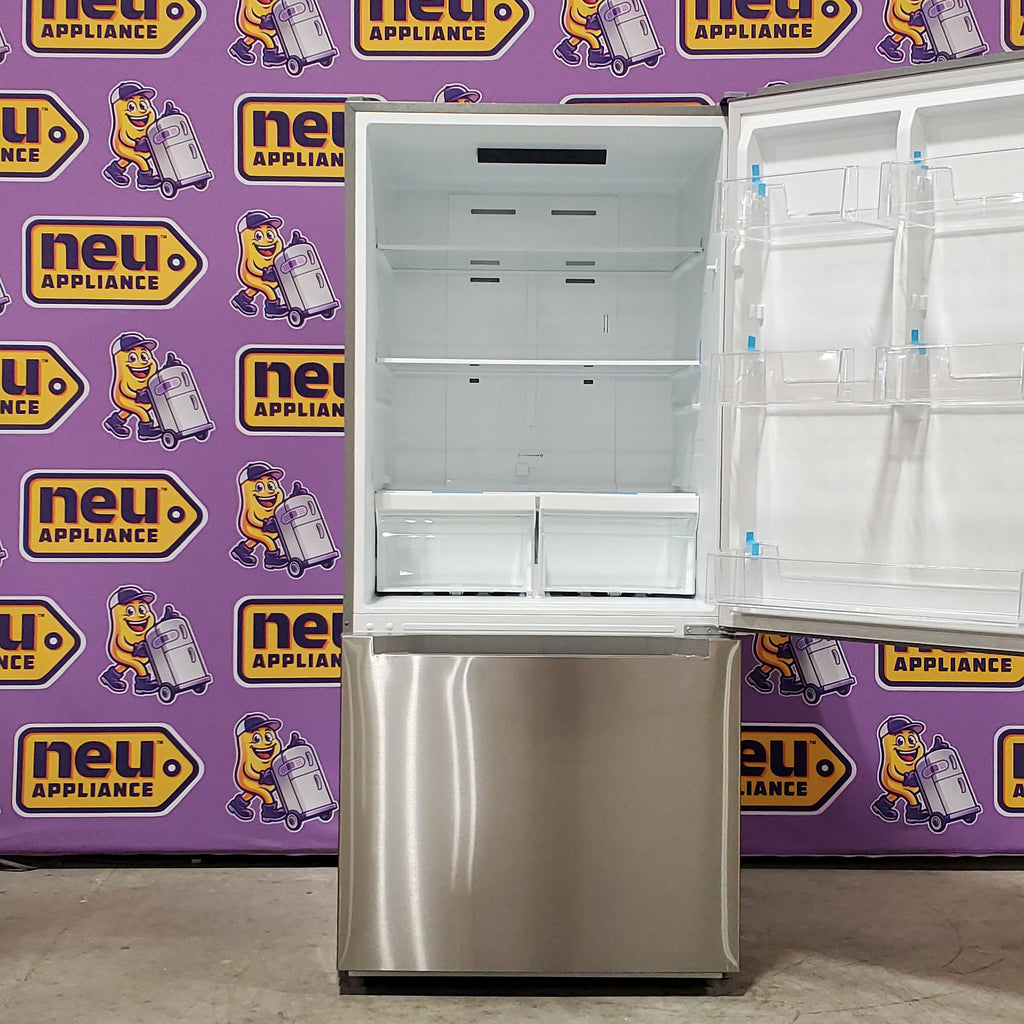 Pictures of Vissani 18.7 cu. ft. Bottom Freezer Refrigerator in Stainless Steel 25SD080 - MDBF18SS - Scratch & Dent (Minor) - Neu Appliance Outlet - Discount Appliance Outlet in Austin, Tx