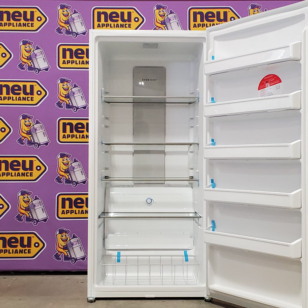 Frigidaire 20 Cu. Ft. Garage Ready Upright Freezer in White 3SD894 - FRUF2020AW - Scratch & Dent (Minor)