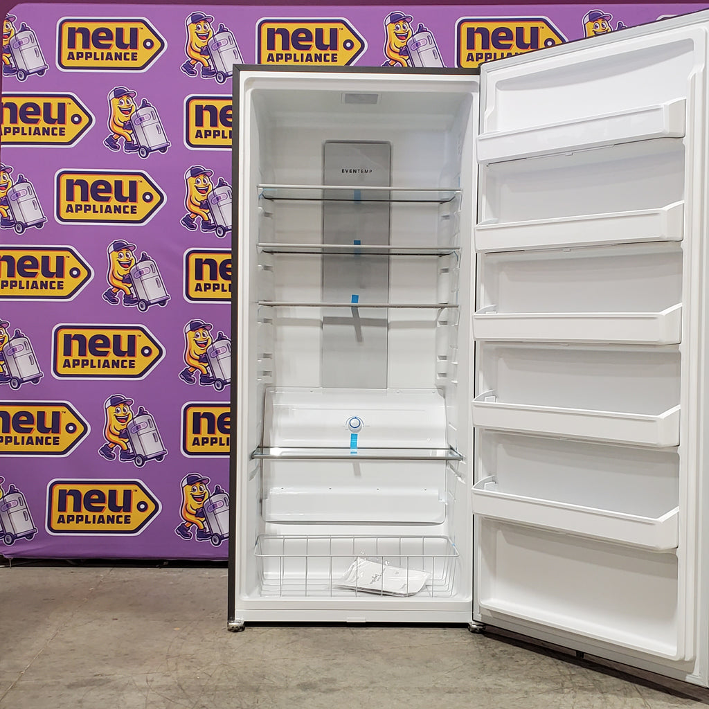 Pictures of Frigidaire 20 Cu. Ft. Garage Ready Upright Freezer in Carbon 3SD973 - FRUF2020AN - Scratch & Dent (Moderate) - Neu Appliance Outlet - Discount Appliance Outlet in Austin, Tx