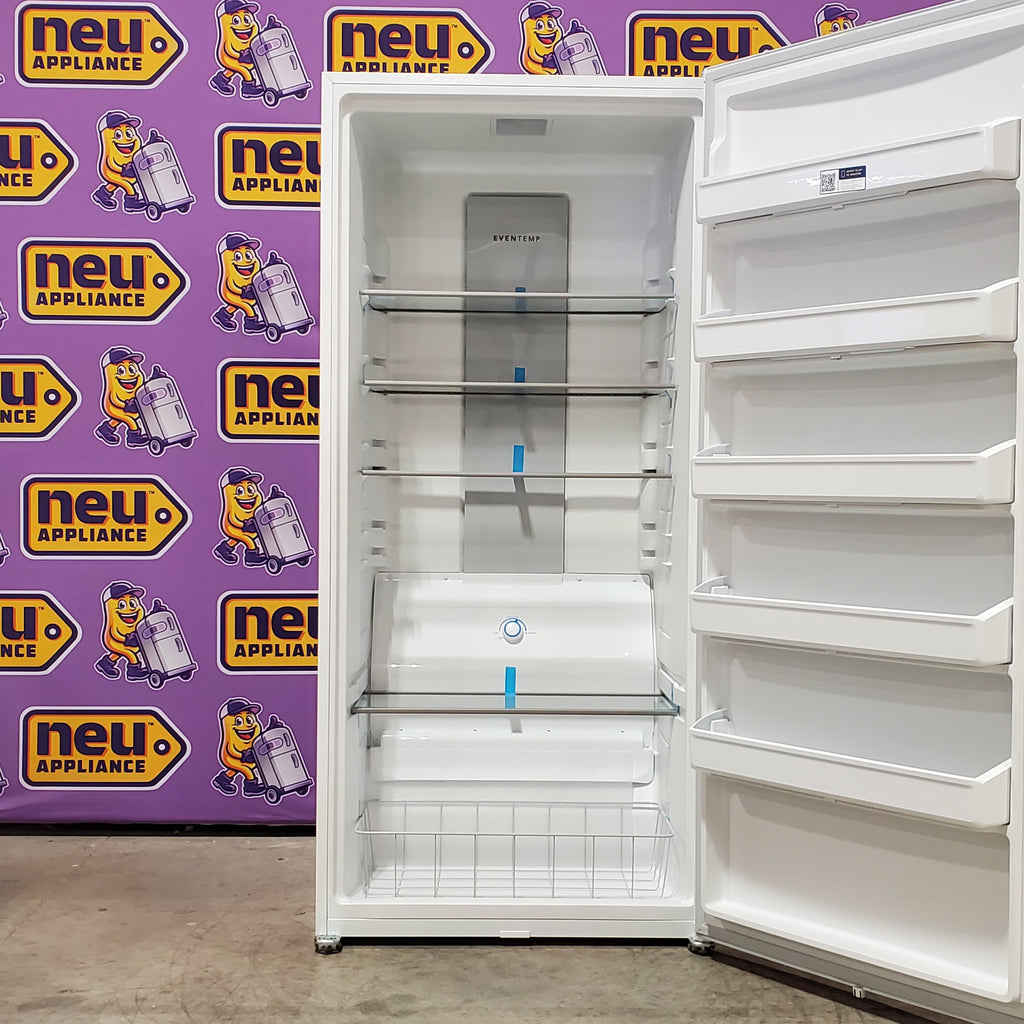 Frigidaire 20 Cu. Ft. Garage Ready Upright Freezer in White 3SD957 - FRUF2020AW - Scratch & Dent (Minor)