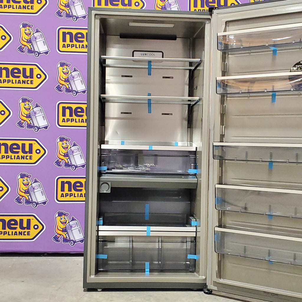 Pictures of Electrolux 19 Cu. Ft. Single-Door Refrigerator 3SD833 - EI33AR80WS - Scratch & Dent (Minor) - Neu Appliance Outlet - Discount Appliance Outlet in Austin, Tx