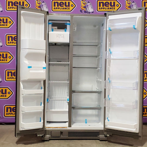 Whirlpool 24 cu ft Capacity Side By Side Refrigerator with Ice and Water Dispenser in Fingerprint Resistant Stainless Steel 24SD46 - WRS315SDHZ - Scratch & Dent (Minor)