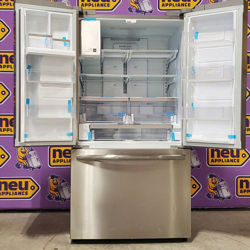 Frigidaire 27.8-cu ft ENERGY STAR French Door Refrigerator with Dual Ice Maker in Fingerprint Resistant Stainless Steel 3SD1059 - GRFS2853AF - Scratch & Dent (Moderate)