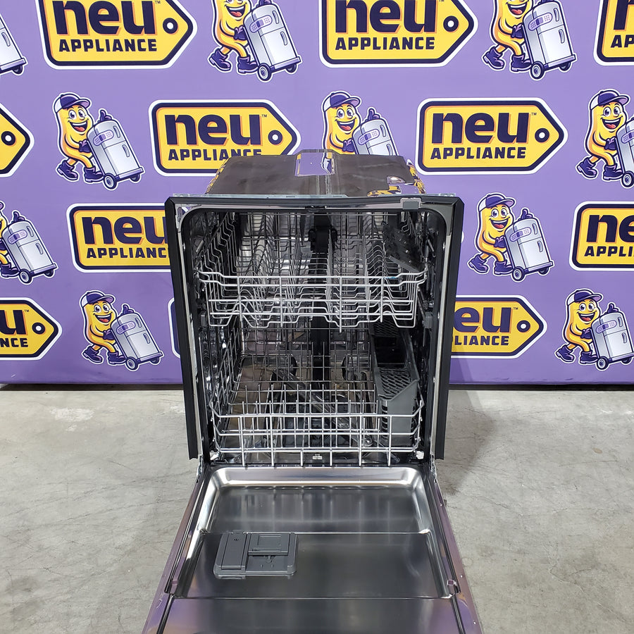 Maytag Front Control Dishwasher with Dual Power Filtration and PowerBlast® Cycle 251315SD1139 - MDB4949SKZ - Open Box