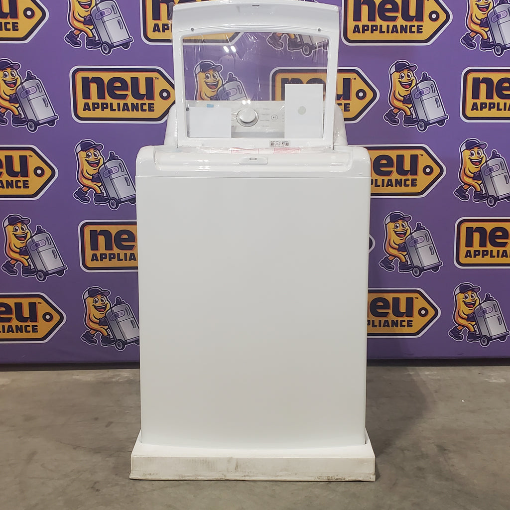 LG White Top Load 4.5 Cu. Ft. Washer with NeveRust Drum and TurboDrum Technology WT7000CW - New in Box and LG 7.3 cu. ft. Ultra Large High Efficiency Electric Dryer in White 16067 - DLE7000W - Scratch & Dent (Minor)