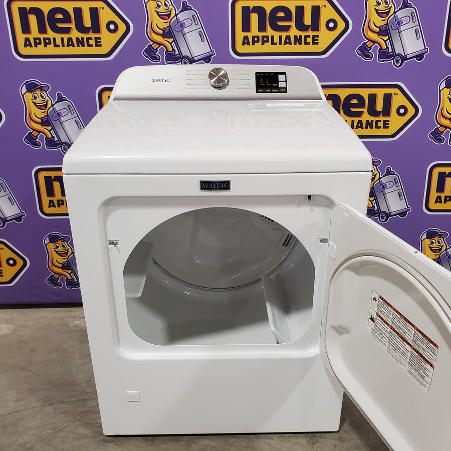 Maytag Top Load 4.8 cu ft Washer with Deep Fill and Slow-Close Glass Lid MVW6200KW - Scratch & Dent (Moderate) and Maytag 7.0 cu. ft Top Load Gas Dryer with Moisture Sensing 16222 - MGD6200KW - Scratch and Dent (Major)